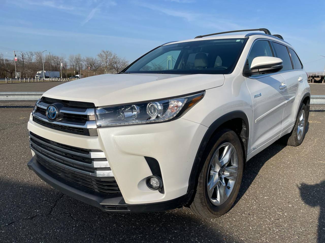 Used Car - 2019 Toyota Highlander Hybrid Limited AWD for Sale in Staten Island, NY