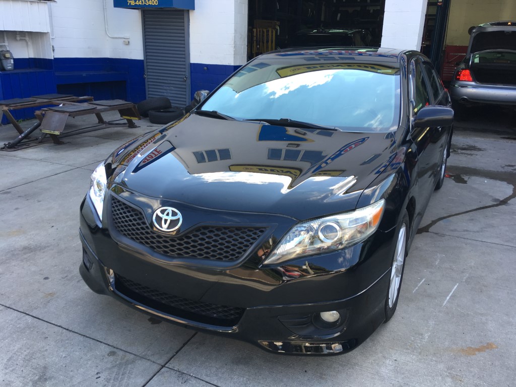 Used Car - 2010 Toyota Camry SE for Sale in Staten Island, NY