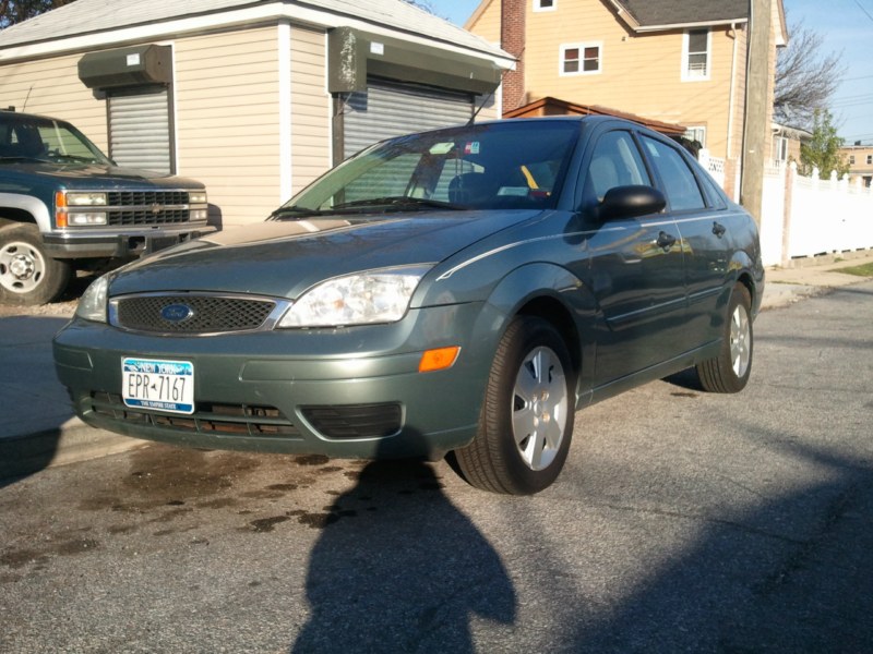 Used Car - 2006 Ford Focus for Sale in Brooklyn, NY