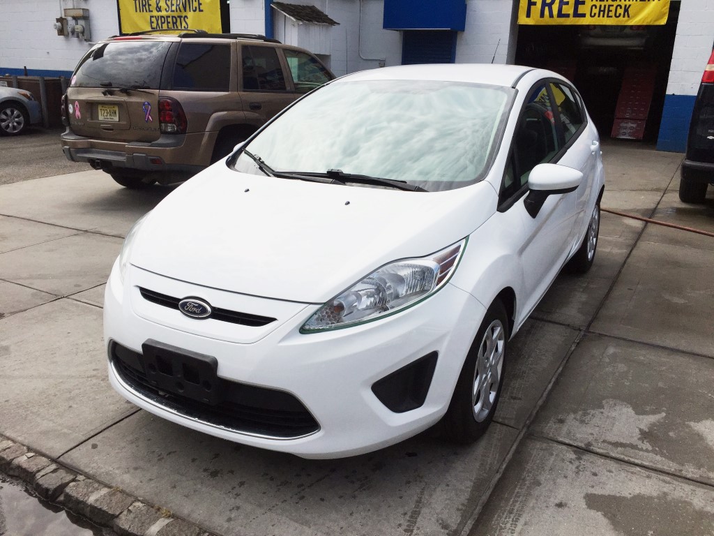 Used Car - 2012 Ford Fiesta SE for Sale in Staten Island, NY