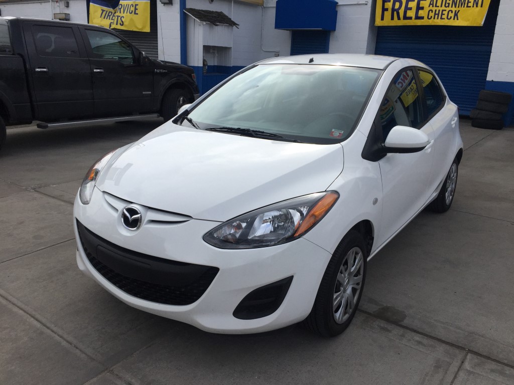 Used Car - 2014 Mazda Mazda2 Sport for Sale in Staten Island, NY