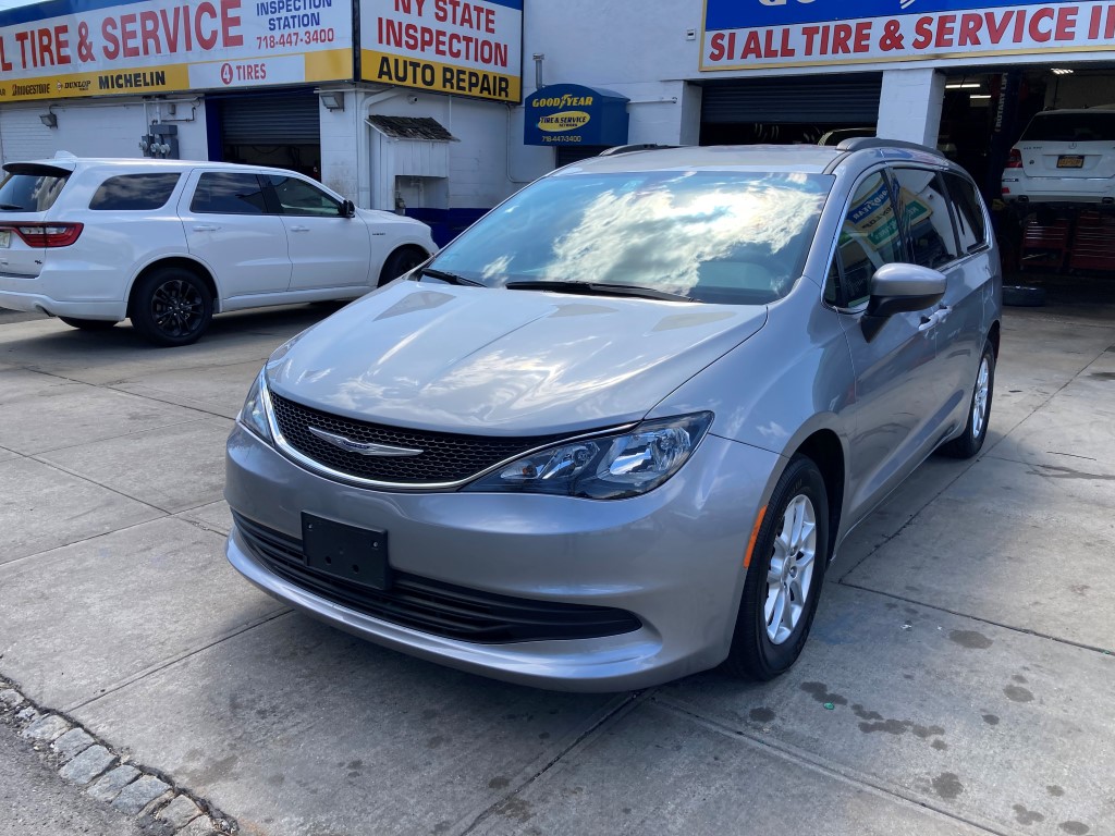 Used Car - 2020 Chrysler Voyager LXi for Sale in Staten Island, NY