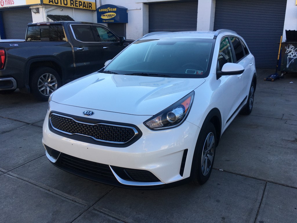 Used Car - 2019 Kia Niro LX Hybrid for Sale in Staten Island, NY