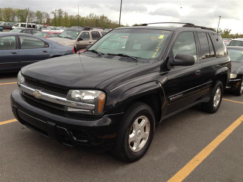 Used Car - 2002 Chevrolet TrailBlazer for Sale in Brooklyn, NY