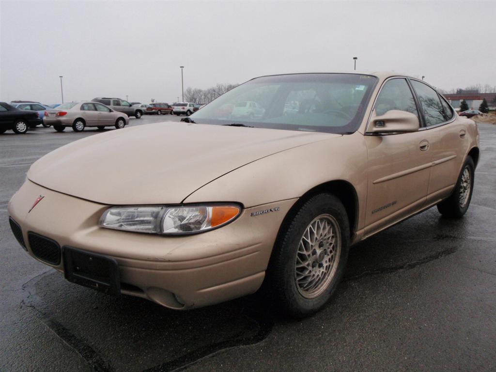 Used Car - 2000 Pontiac Grand Prix for Sale in Brooklyn, NY