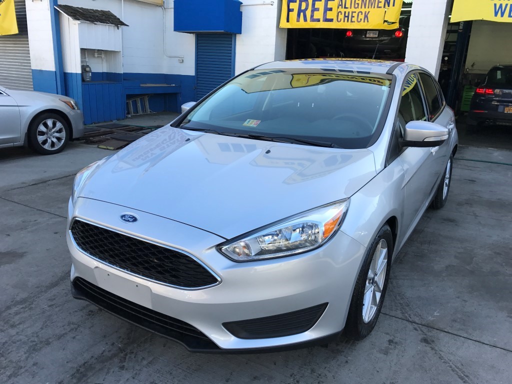 Used Car - 2015 Ford Focus SE for Sale in Staten Island, NY