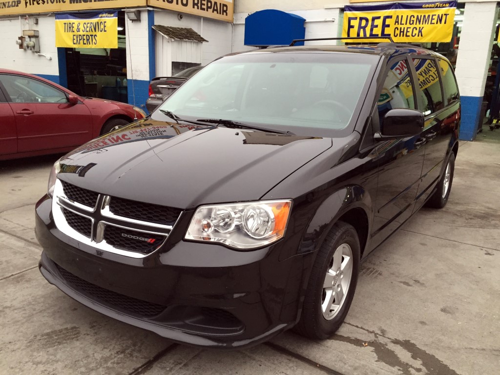 Used Car - 2012 Dodge Grand Caravan SXT for Sale in Staten Island, NY