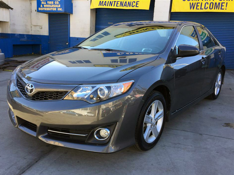 Used Car - 2014 Toyota Camry SE for Sale in Staten Island, NY