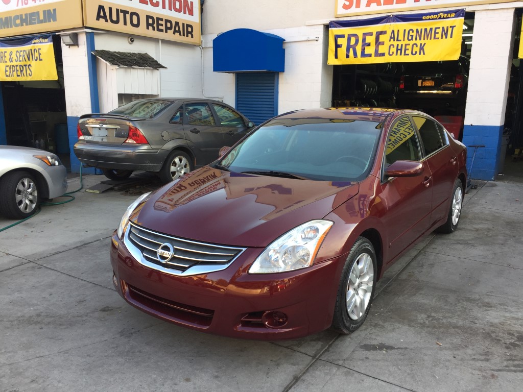 Used Car - 2010 Nissan Altima 2.5 S for Sale in Staten Island, NY