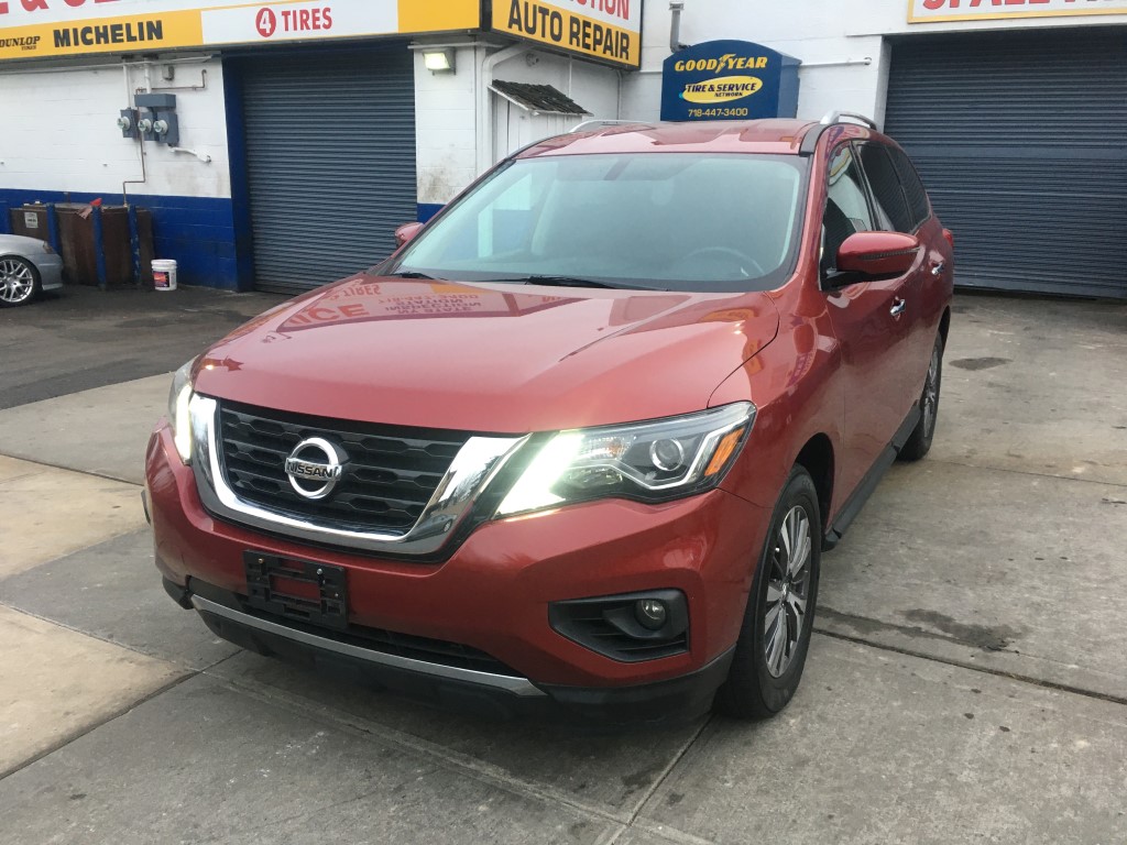 Used Car - 2017 Nissan Pathfinder SV 4x4 for Sale in Staten Island, NY