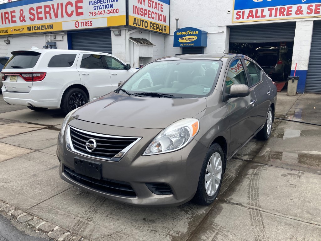 Used Car - 2013 Nissan Versa SV for Sale in Staten Island, NY