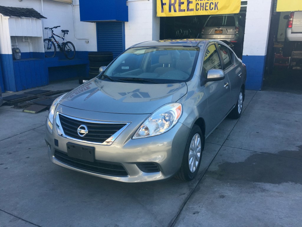 Used Car - 2012 Nissan Versa SV for Sale in Staten Island, NY