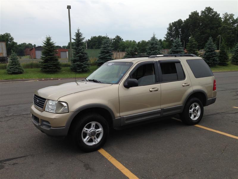 Used Car - 2002 Ford Explorer XLT for Sale in Brooklyn, NY