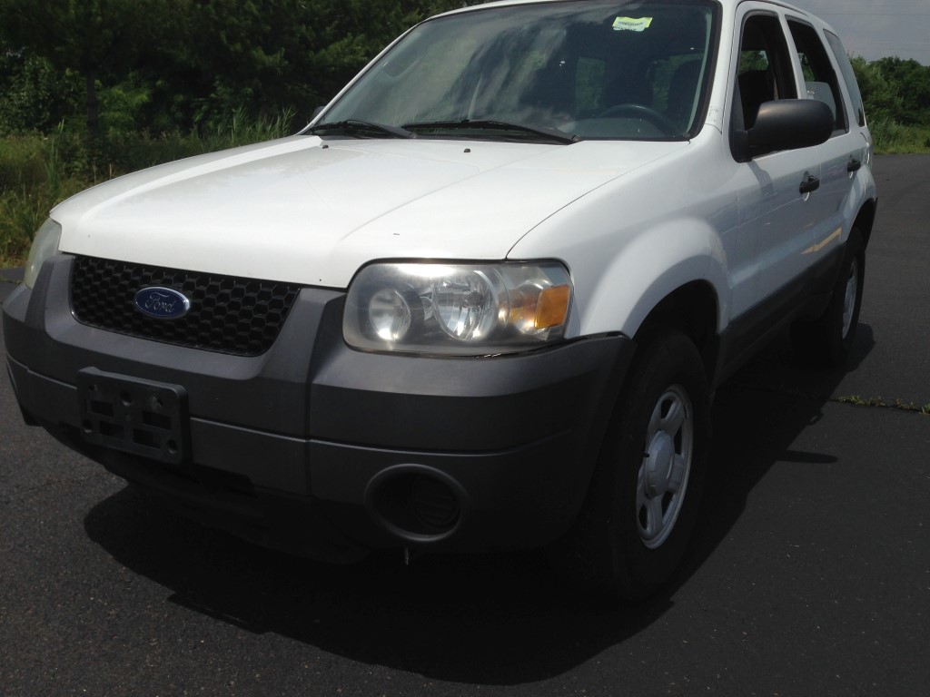 Used Car - 2006 Ford Escape XLS 4WD for Sale in Staten Island, NY