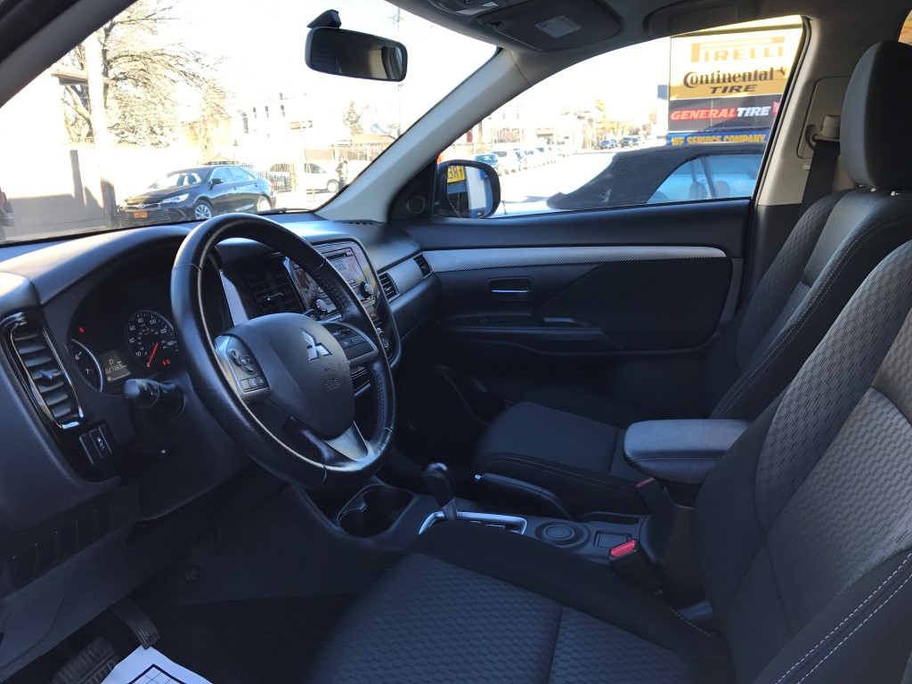 Used - Mitsubishi Outlander ES SUV for sale in Staten Island NY