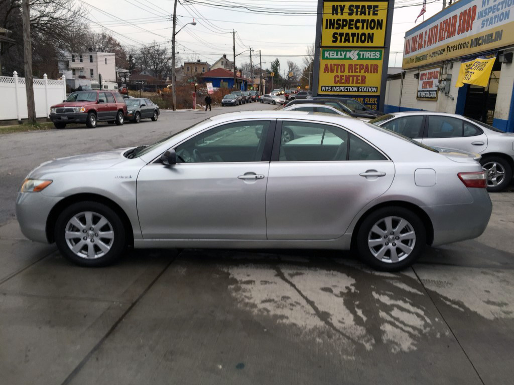 Used - Toyota Camry Hybrid SEDAN 4-DR for sale in Staten Island NY