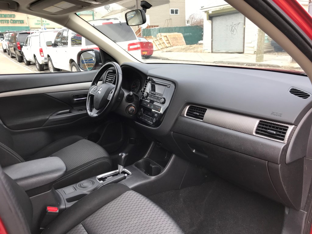 Used - Mitsubishi Outlander ES SUV for sale in Staten Island NY