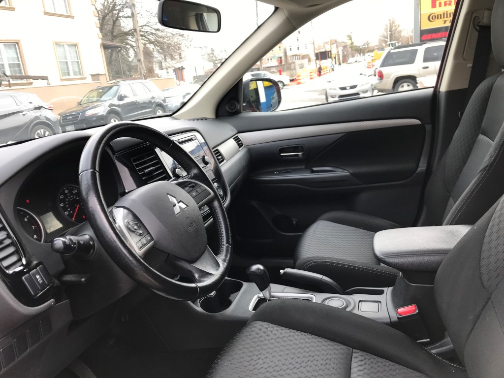 Used - Mitsubishi Outlander ES SUV for sale in Staten Island NY