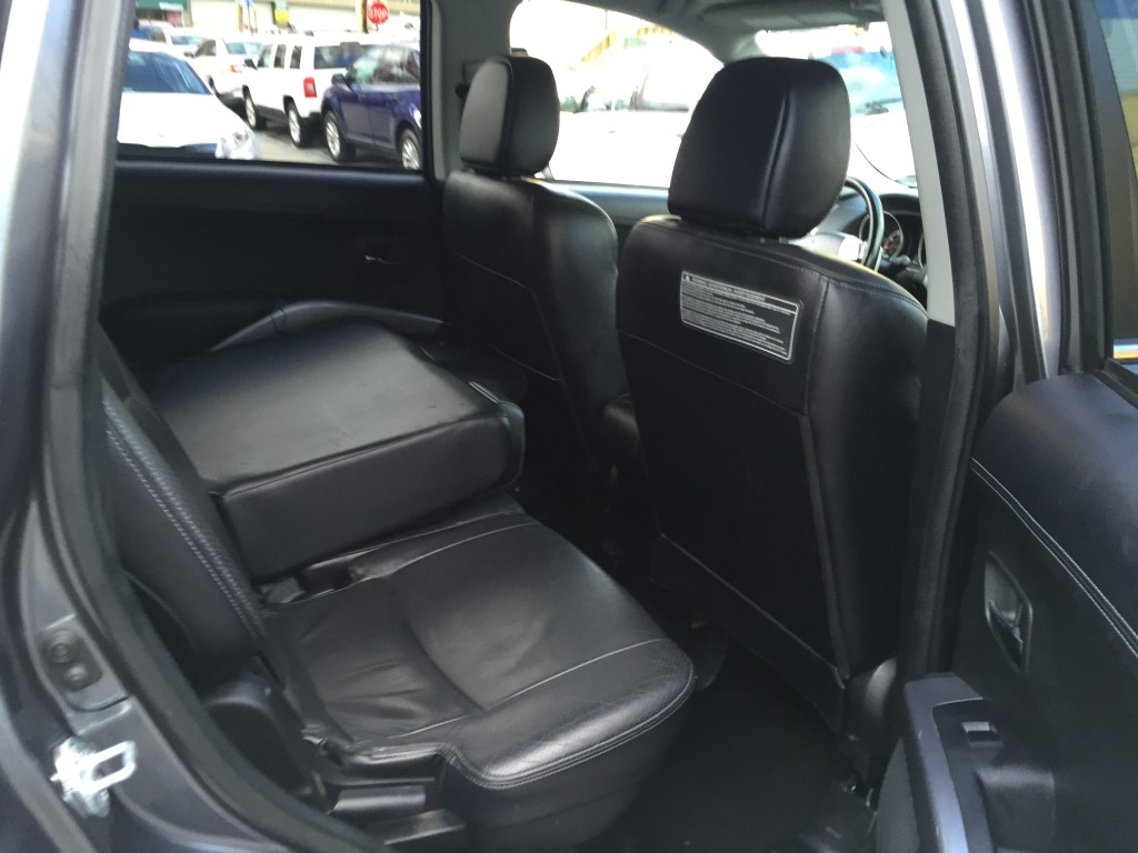 Used - Mitsubishi Outlander XLS SUV for sale in Staten Island NY