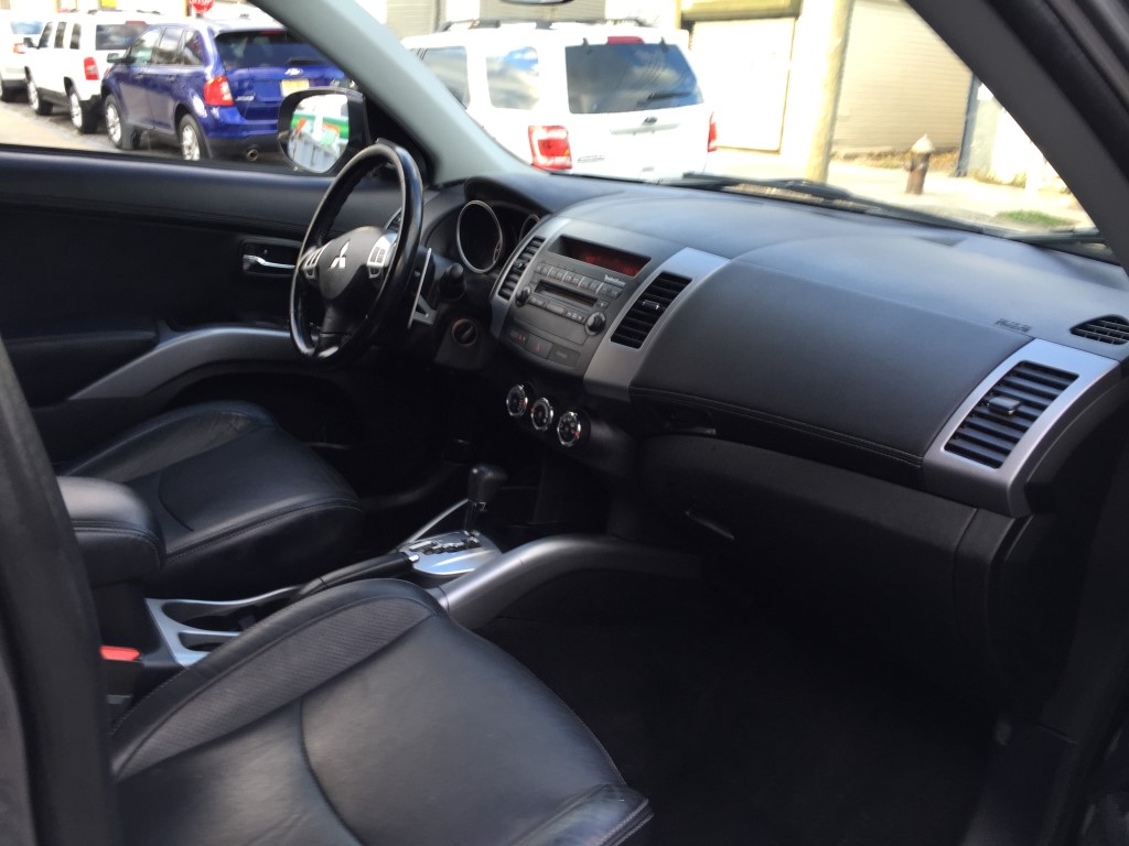 Used - Mitsubishi Outlander XLS SUV for sale in Staten Island NY