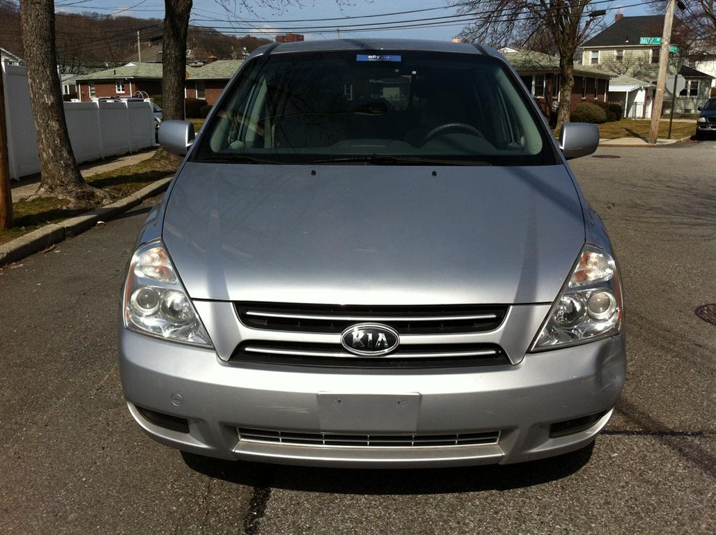 Used - Kia Sedona LX MiniVan for sale in Staten Island NY