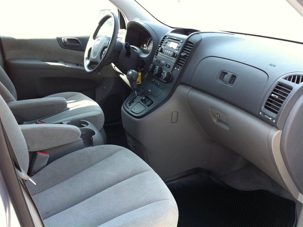 Used - Kia Sedona LX MiniVan for sale in Staten Island NY