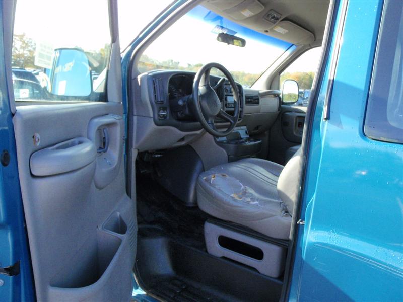 1999 Chevrolet G3500 Passenger Van for sale in Brooklyn, NY