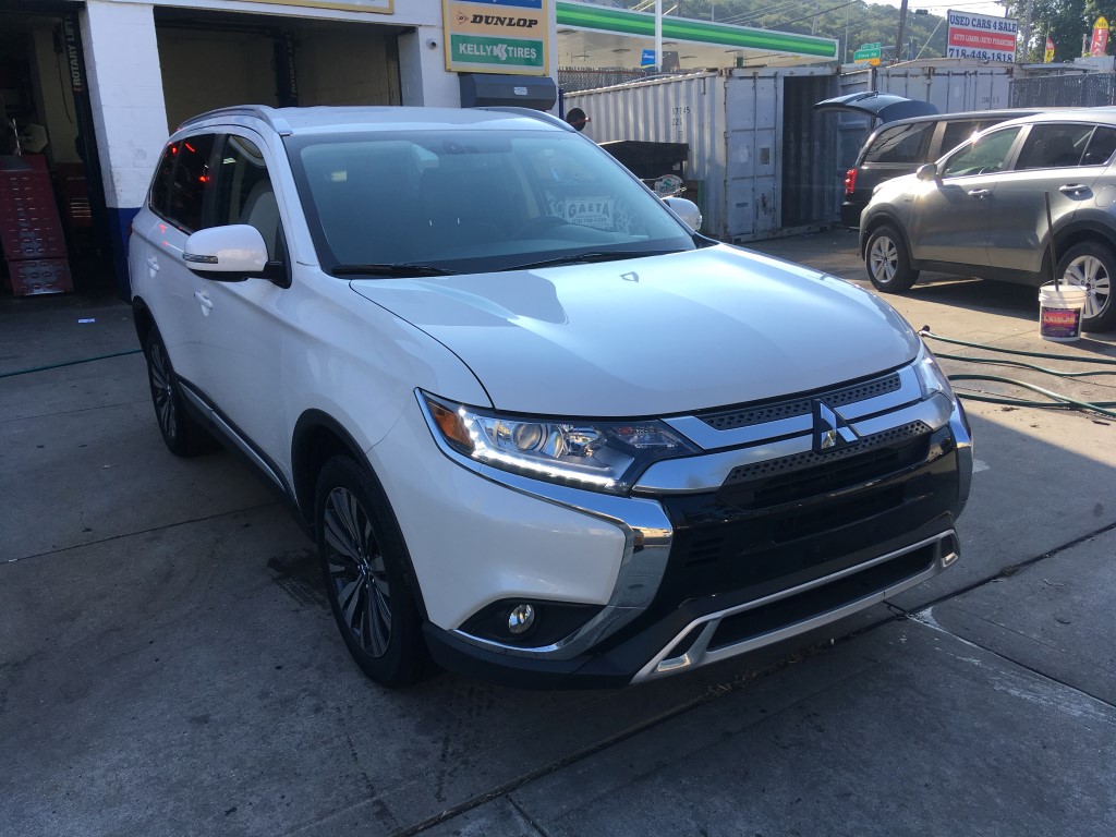 Used - Mitsubishi Outlander SEL AWD SUV for sale in Staten Island NY