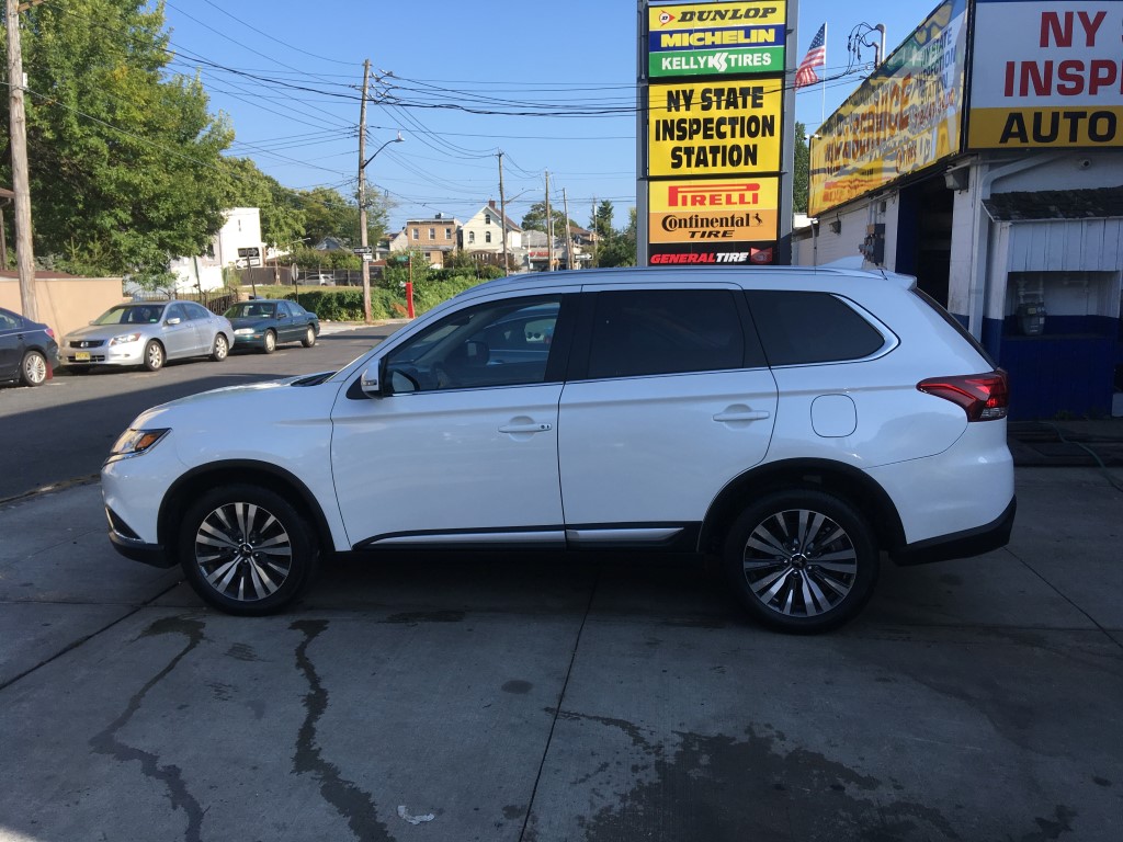 Used - Mitsubishi Outlander SEL AWD SUV for sale in Staten Island NY