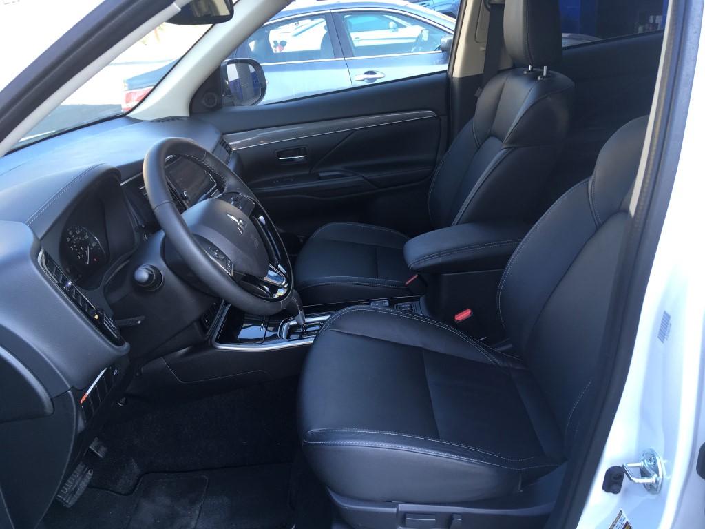 Used - Mitsubishi Outlander SEL AWD SUV for sale in Staten Island NY