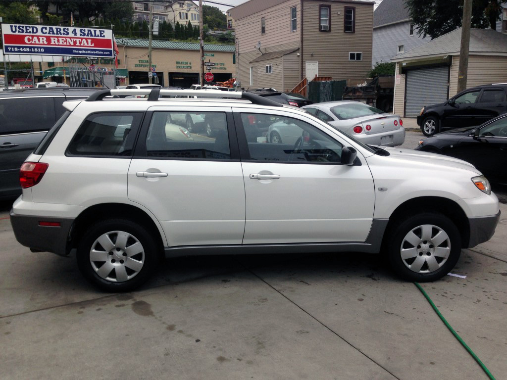 Used - Mitsubishi Outlander LS AWD  for sale in Staten Island NY