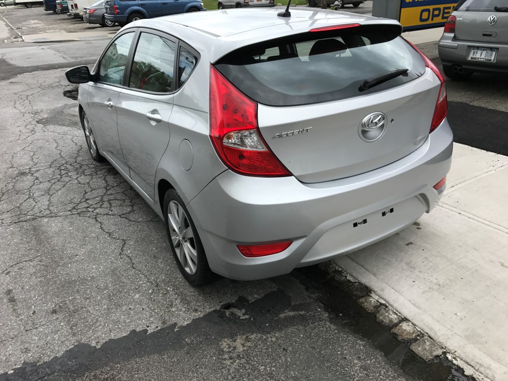 Used - Hyundai Accent SE Hatchback for sale in Staten Island NY