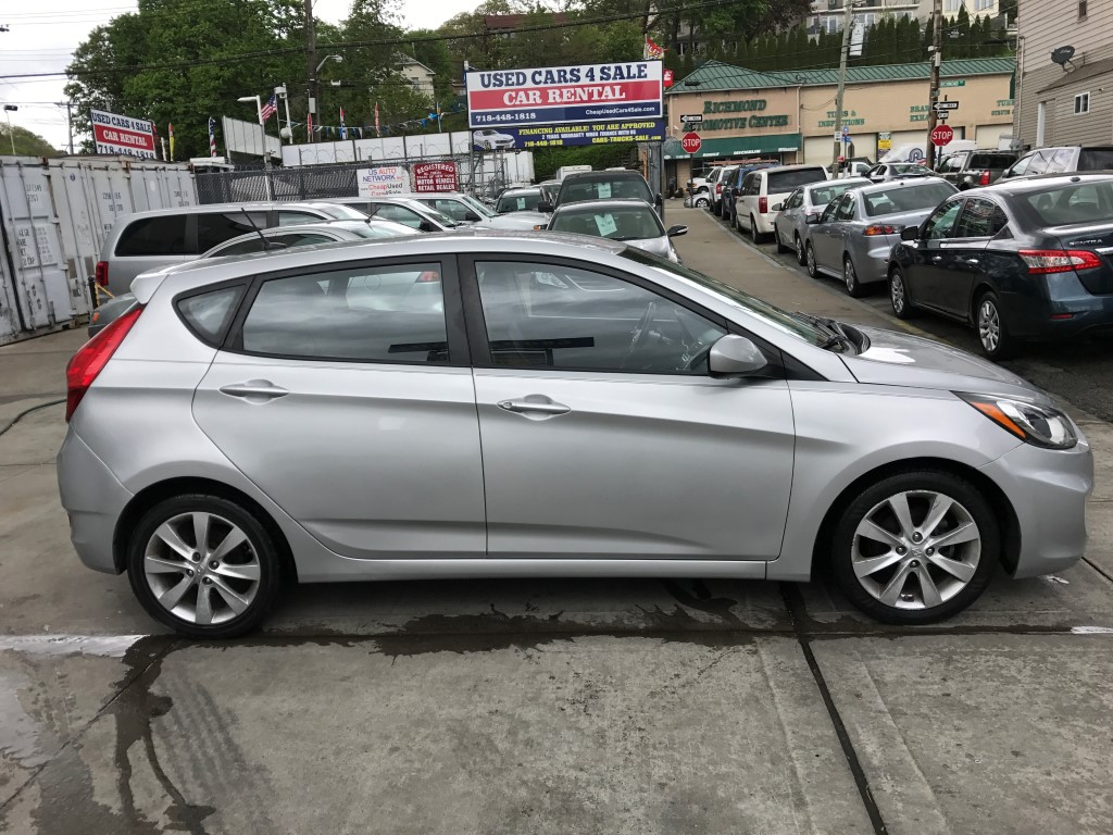 Used - Hyundai Accent SE Hatchback for sale in Staten Island NY