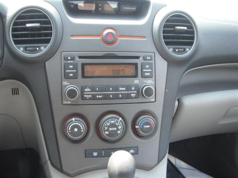 Used - Kia Rondo LX Hatchback for sale in Staten Island NY