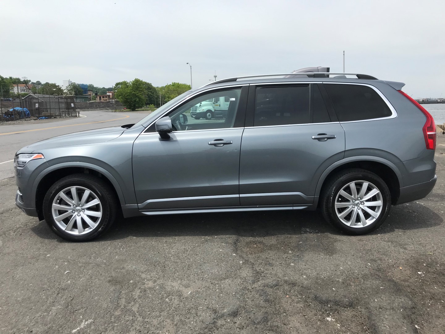 Used - Volvo XC90 T6 Momentum AWD SUV for sale in Staten Island NY