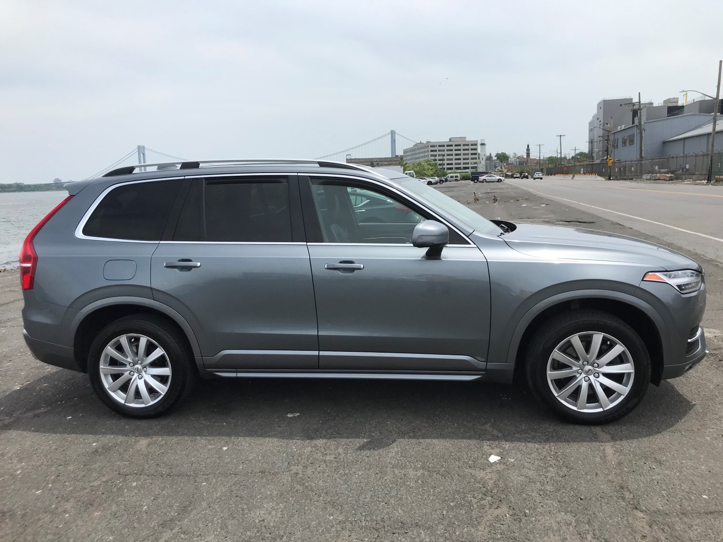 Used - Volvo XC90 T6 Momentum AWD SUV for sale in Staten Island NY