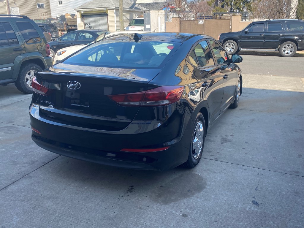 Used - Hyundai Elantra SE Sedan for sale in Staten Island NY