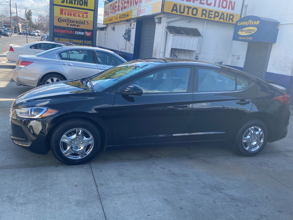 Used - Hyundai Elantra SE Sedan for sale in Staten Island NY