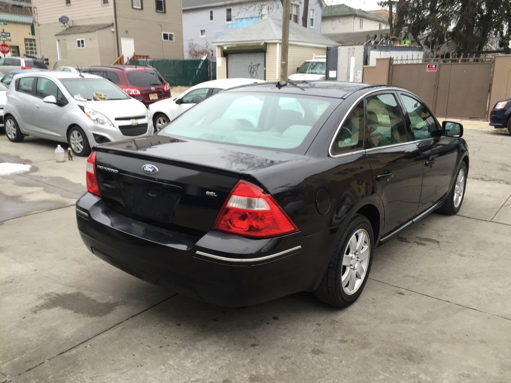 Used - Ford Five Hundred SEL Sedan for sale in Staten Island NY