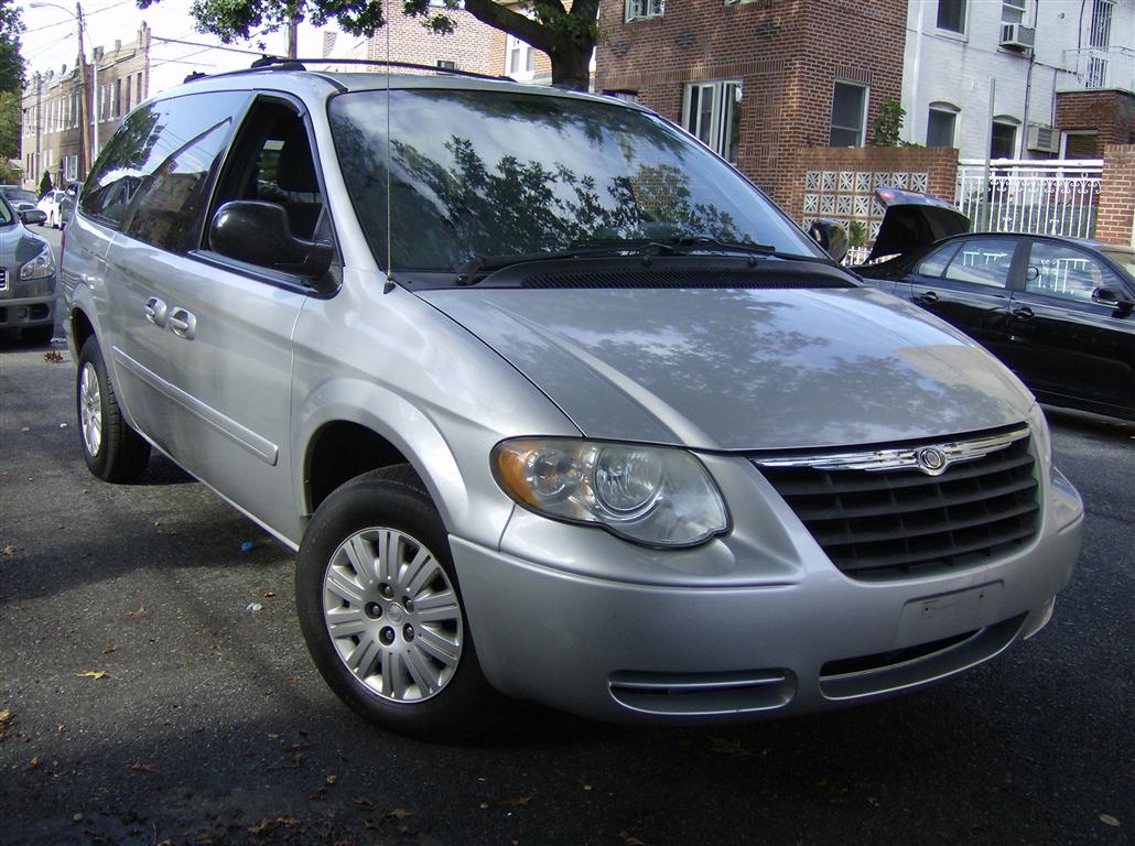 2005 Chrysler Town & Country MiniVan LX for sale in Brooklyn, NY