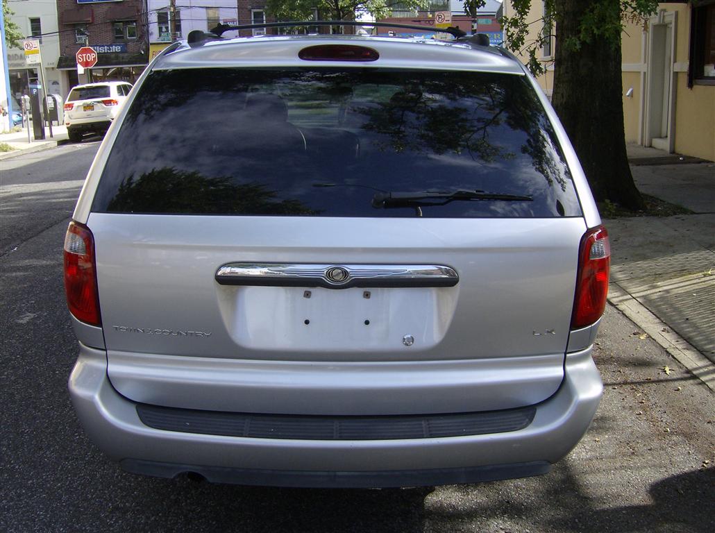 2005 Chrysler Town & Country MiniVan LX for sale in Brooklyn, NY