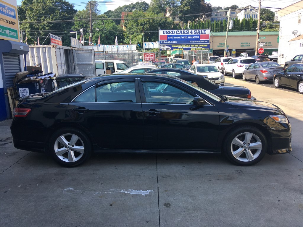 Used - Toyota Camry SE Sedan for sale in Staten Island NY