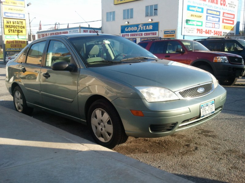 2006 Ford Focus Sedan for sale in Brooklyn, NY