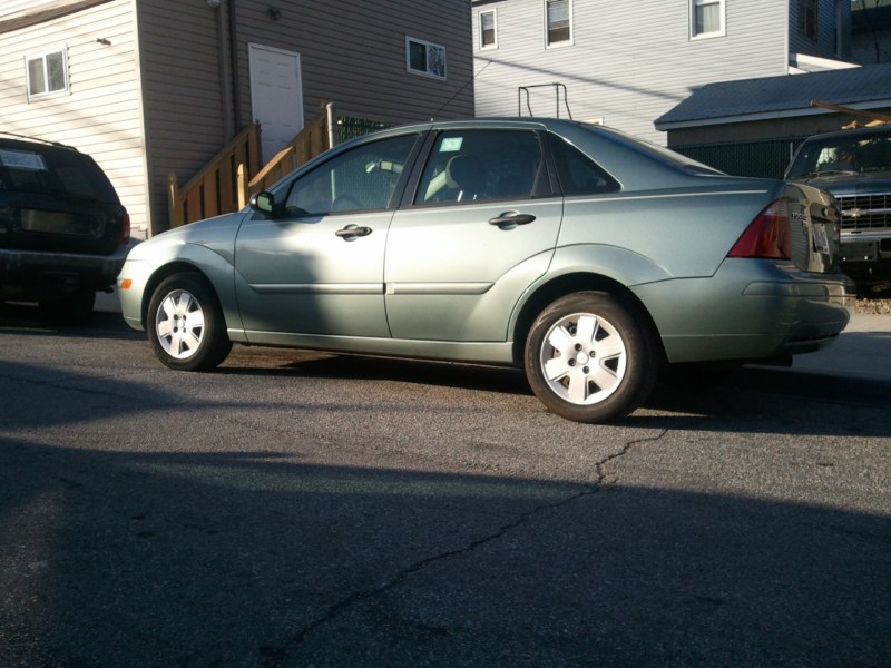 2006 Ford Focus Sedan for sale in Brooklyn, NY