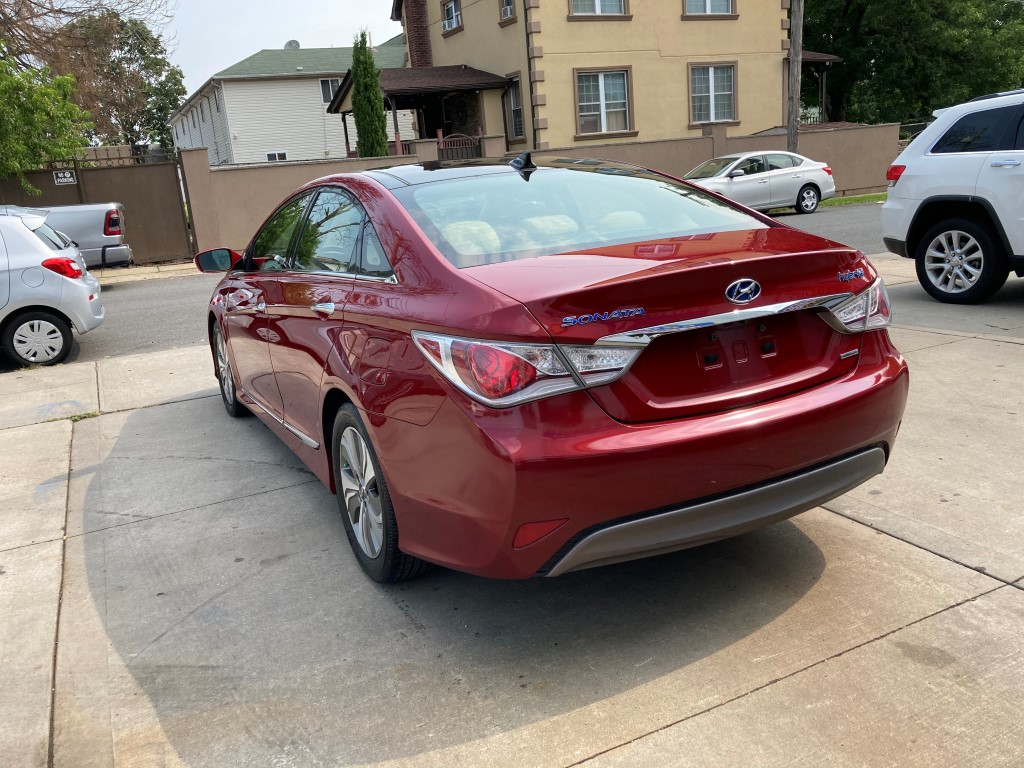 Used - Hyundai Sonata Hybrid Limited Sedan for sale in Staten Island NY