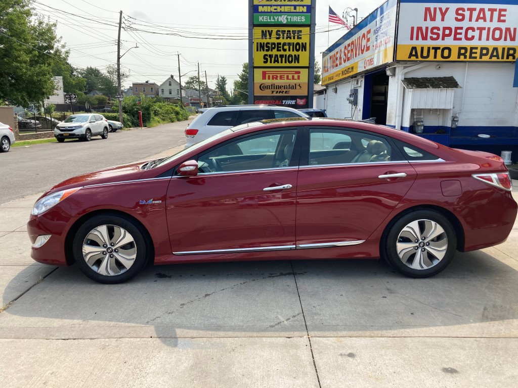 Used - Hyundai Sonata Hybrid Limited Sedan for sale in Staten Island NY