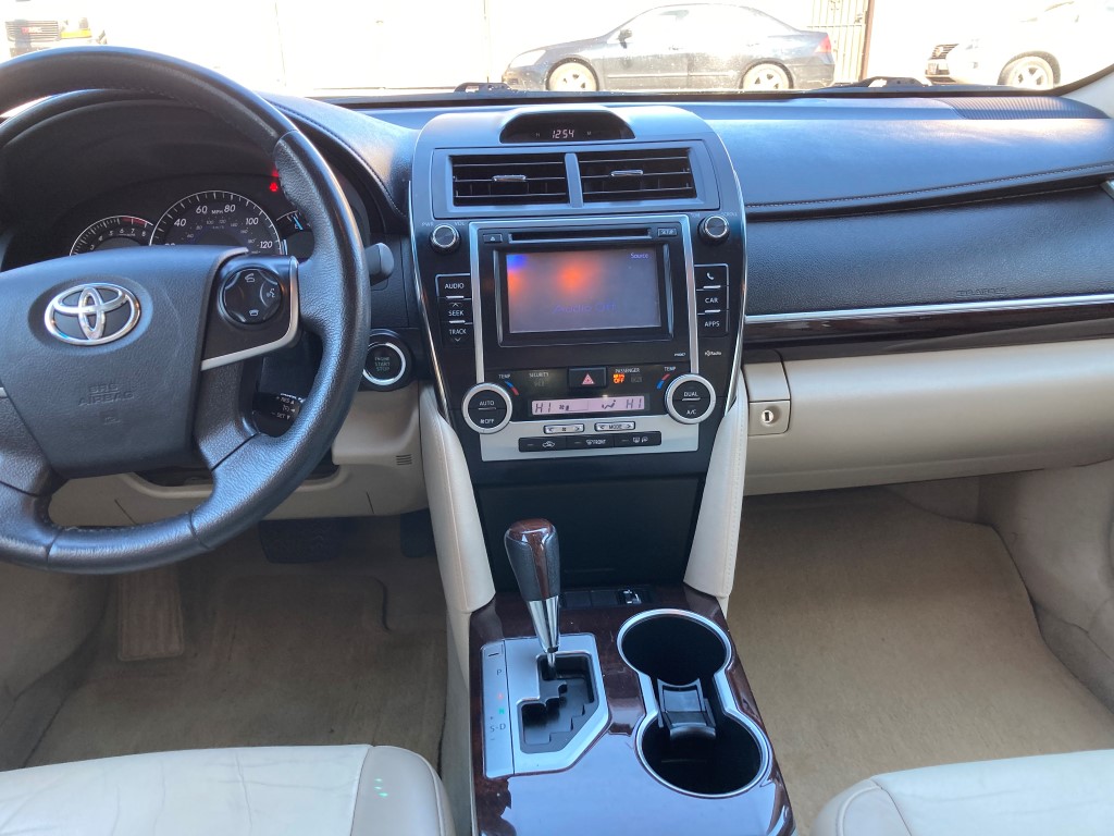 Used - Toyota Camry XLE Sedan for sale in Staten Island NY