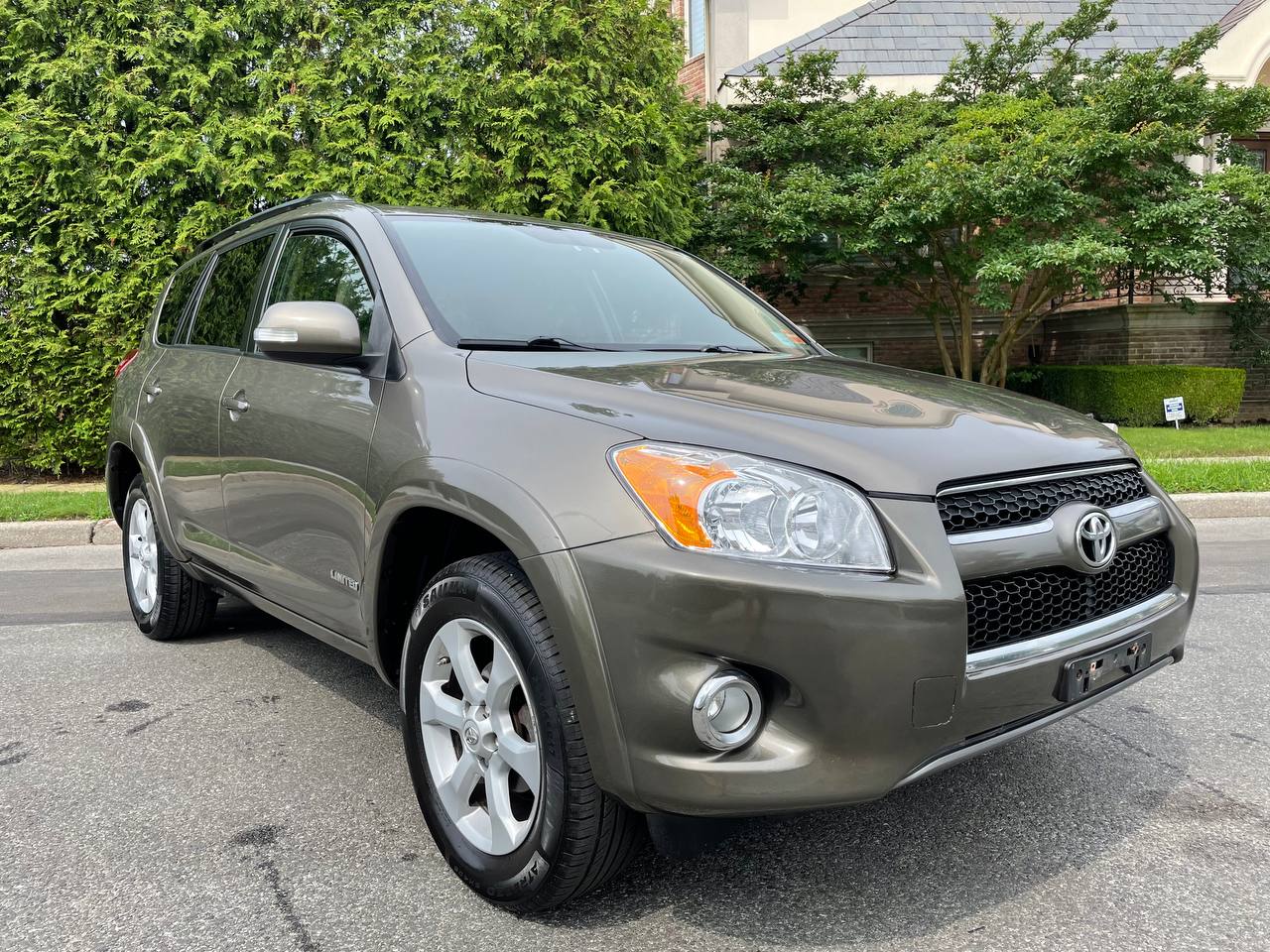 Used - Toyota RAV4 Limited 4x4 SUV for sale in Staten Island NY