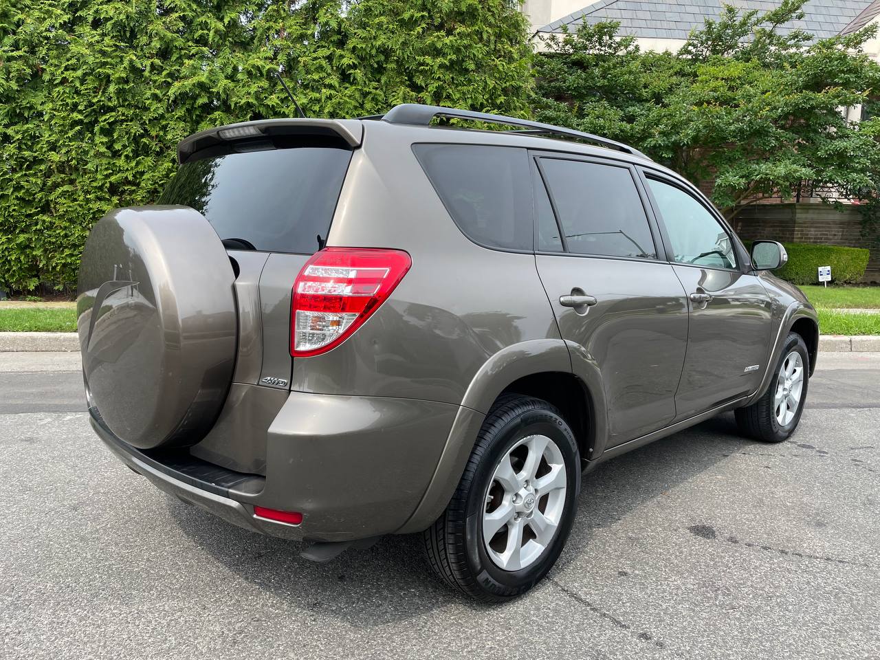 Used - Toyota RAV4 Limited 4x4 SUV for sale in Staten Island NY