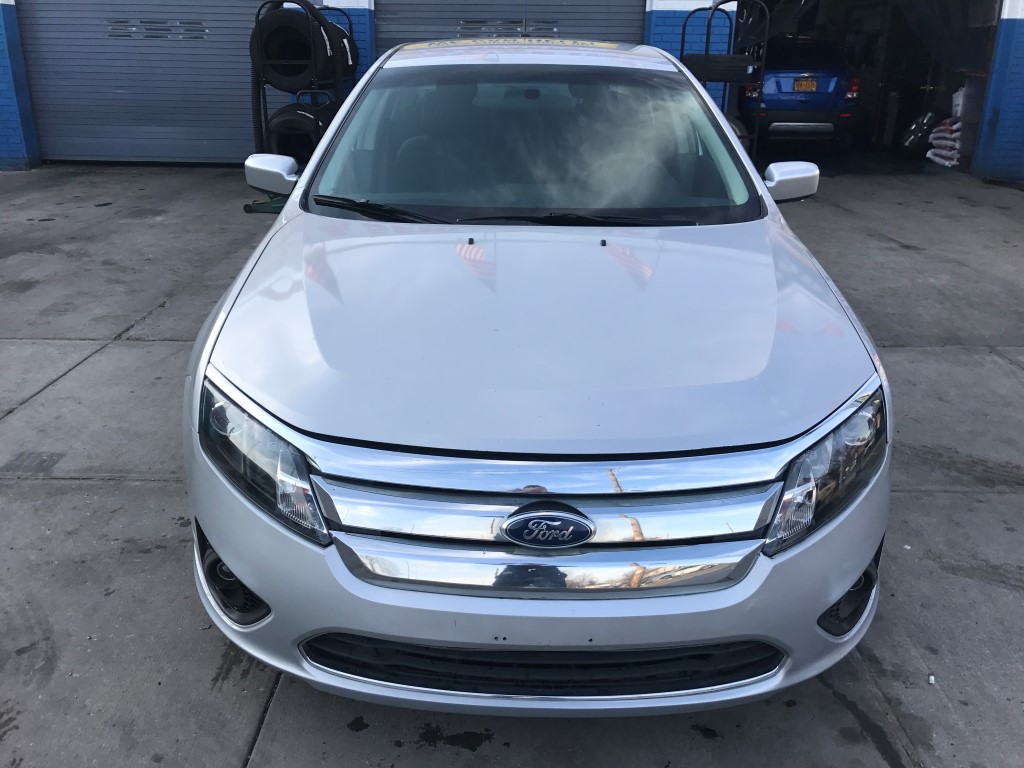 Used - Ford Fusion SE Sedan for sale in Staten Island NY